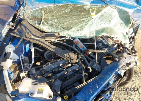 2011 Ford Focus Se z USA, uszkodzony, nr VIN 1FAHP3FN8BW141309